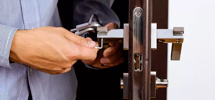 Commercial Door Lock Repair Lincoln Park