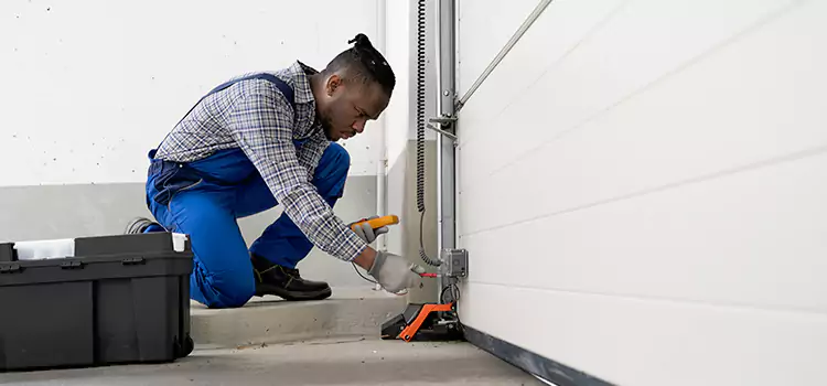 Expert Solutions for Every Garage Lock Need in Lincoln Park, MI